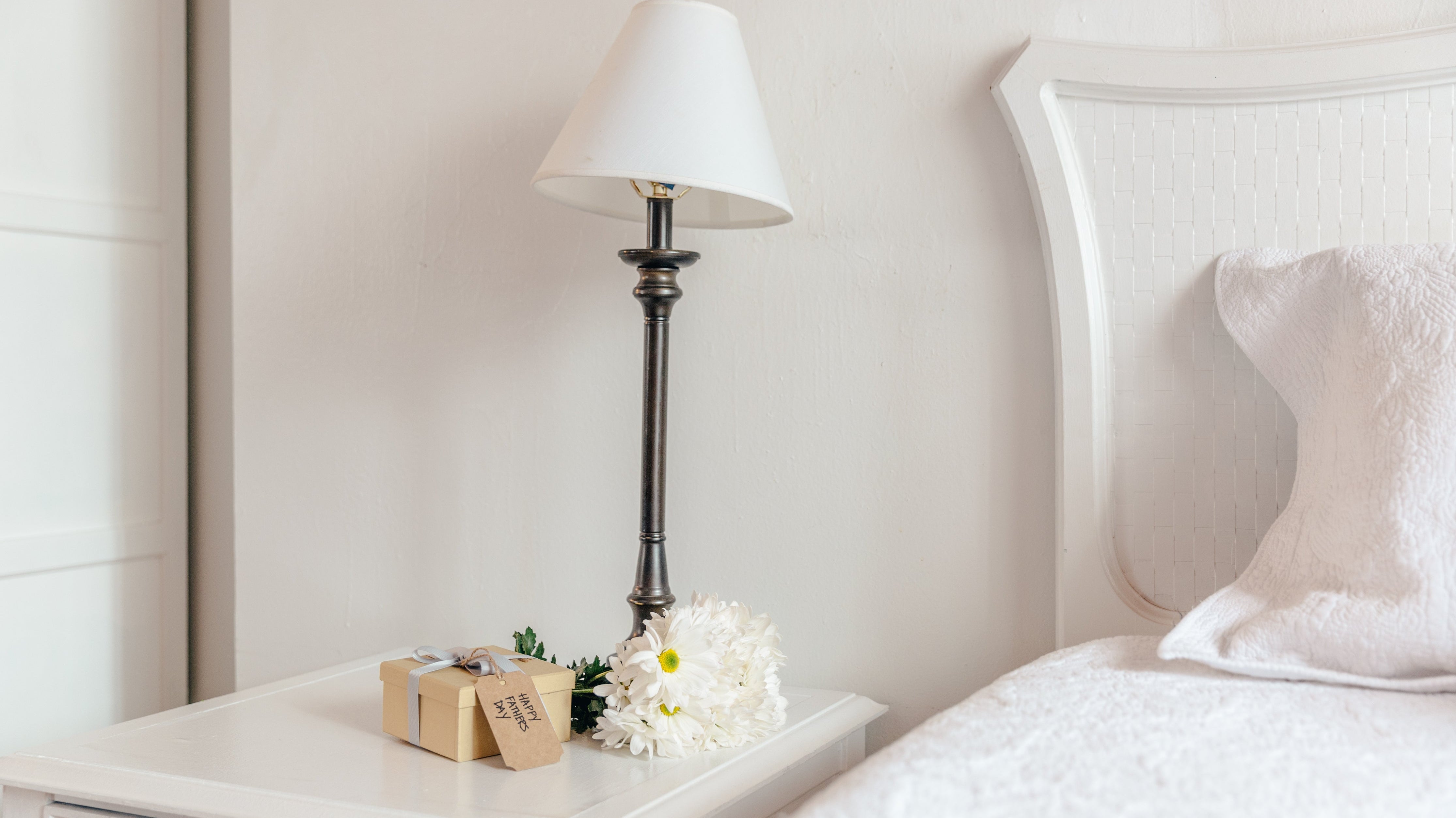 Tips for Creating a Relaxing Bedroom Retreat