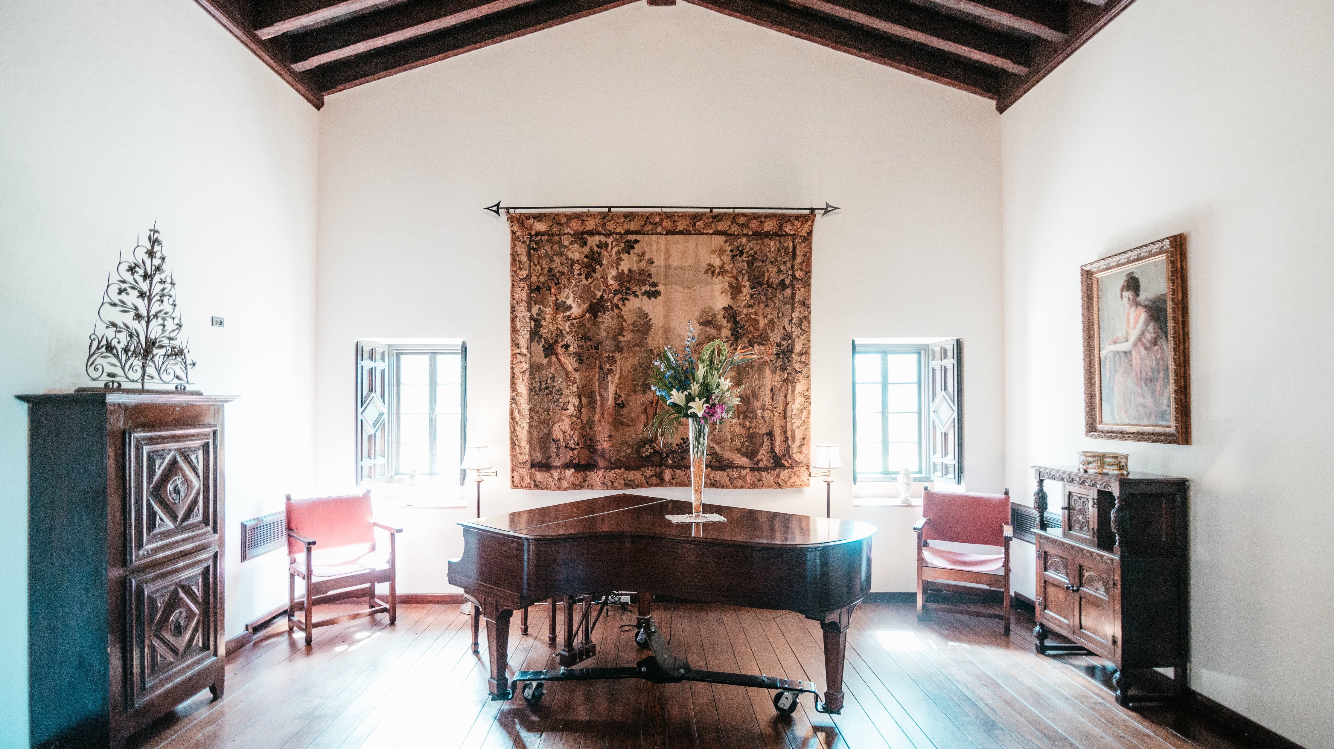 Mixing and Matching Furniture Styles