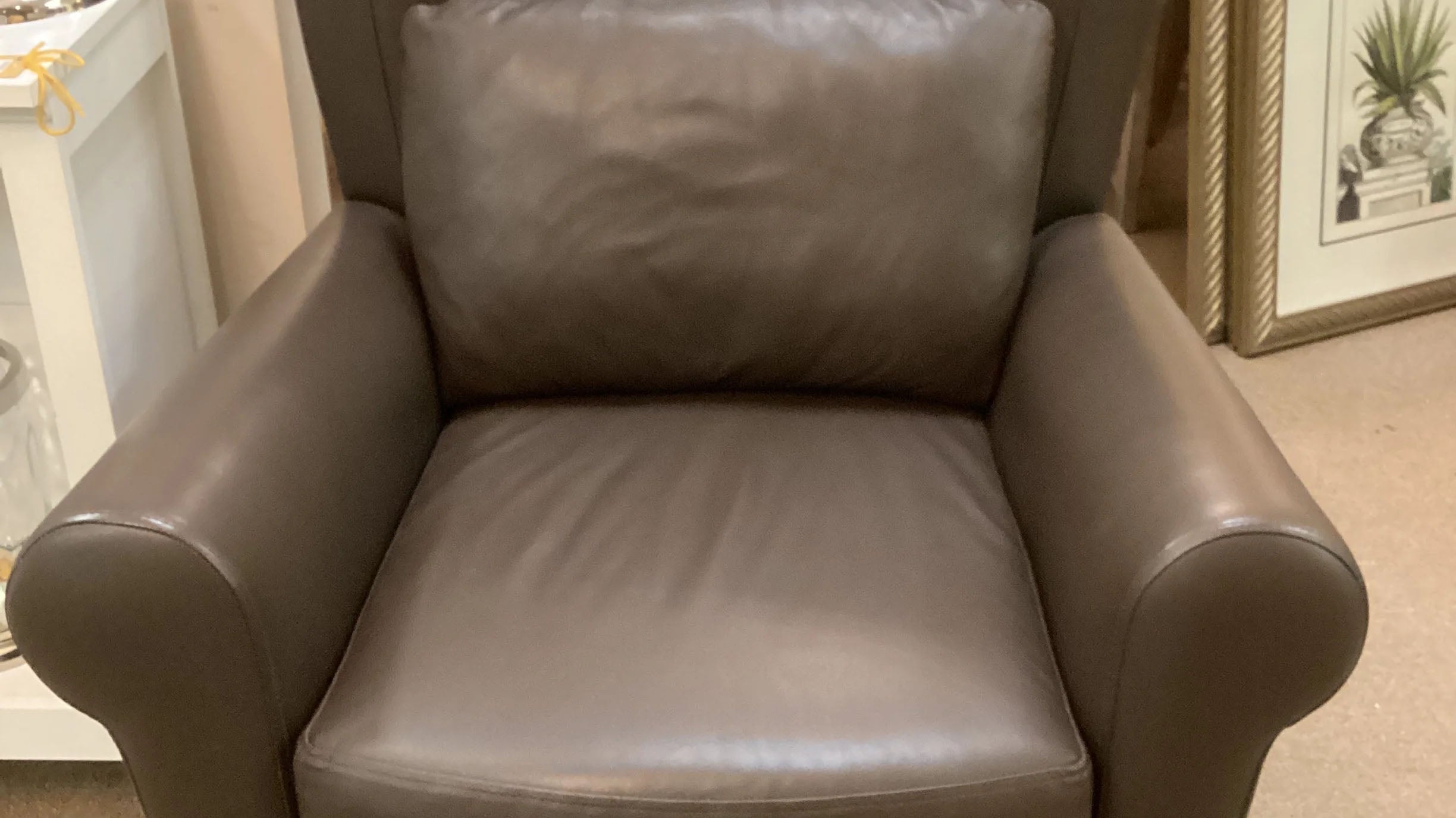 Creating an Inviting Living Room: Tips for Selecting the Perfect Furnishings