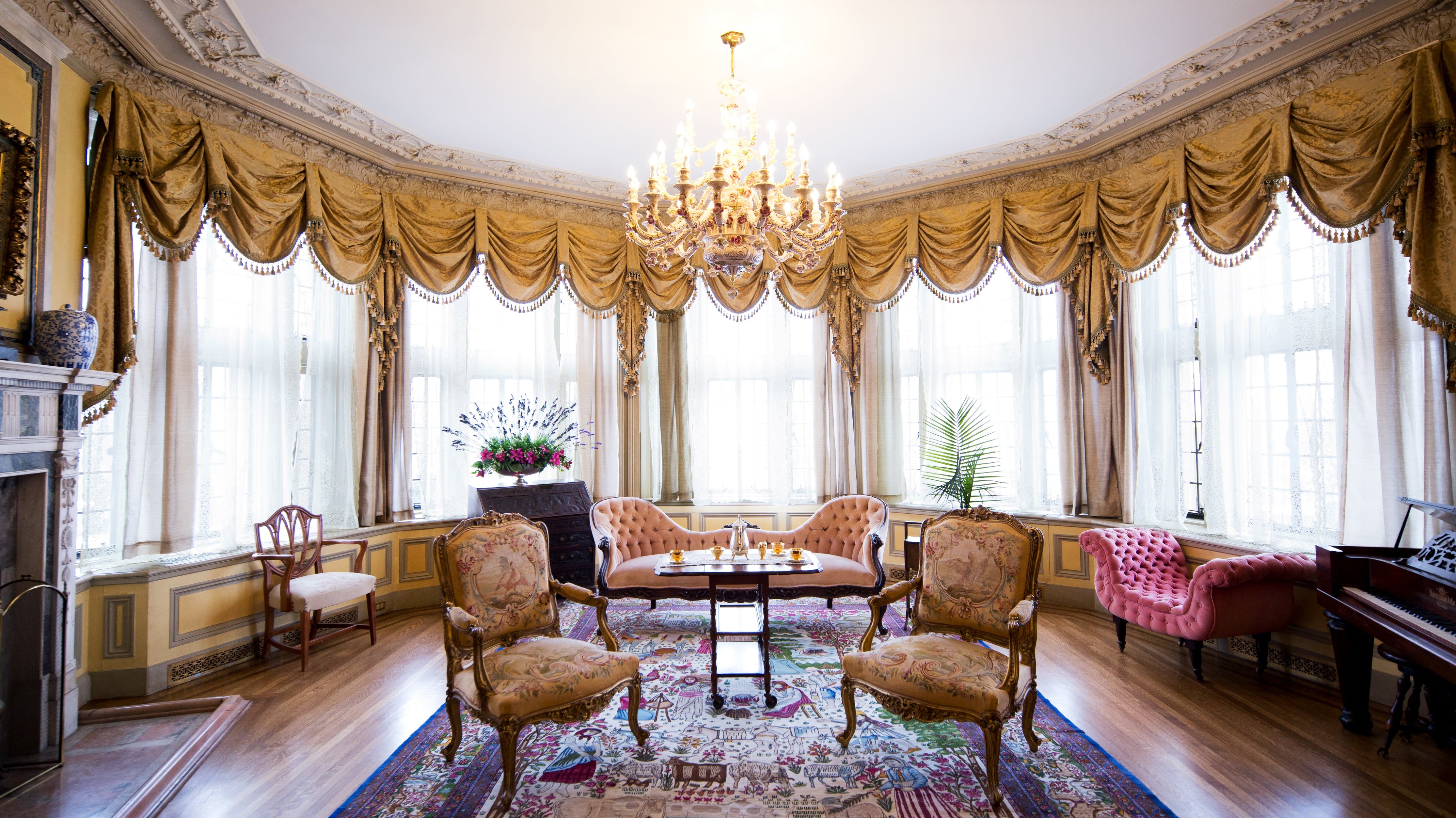 Transforming Spaces: The Art and Science of Interior Design