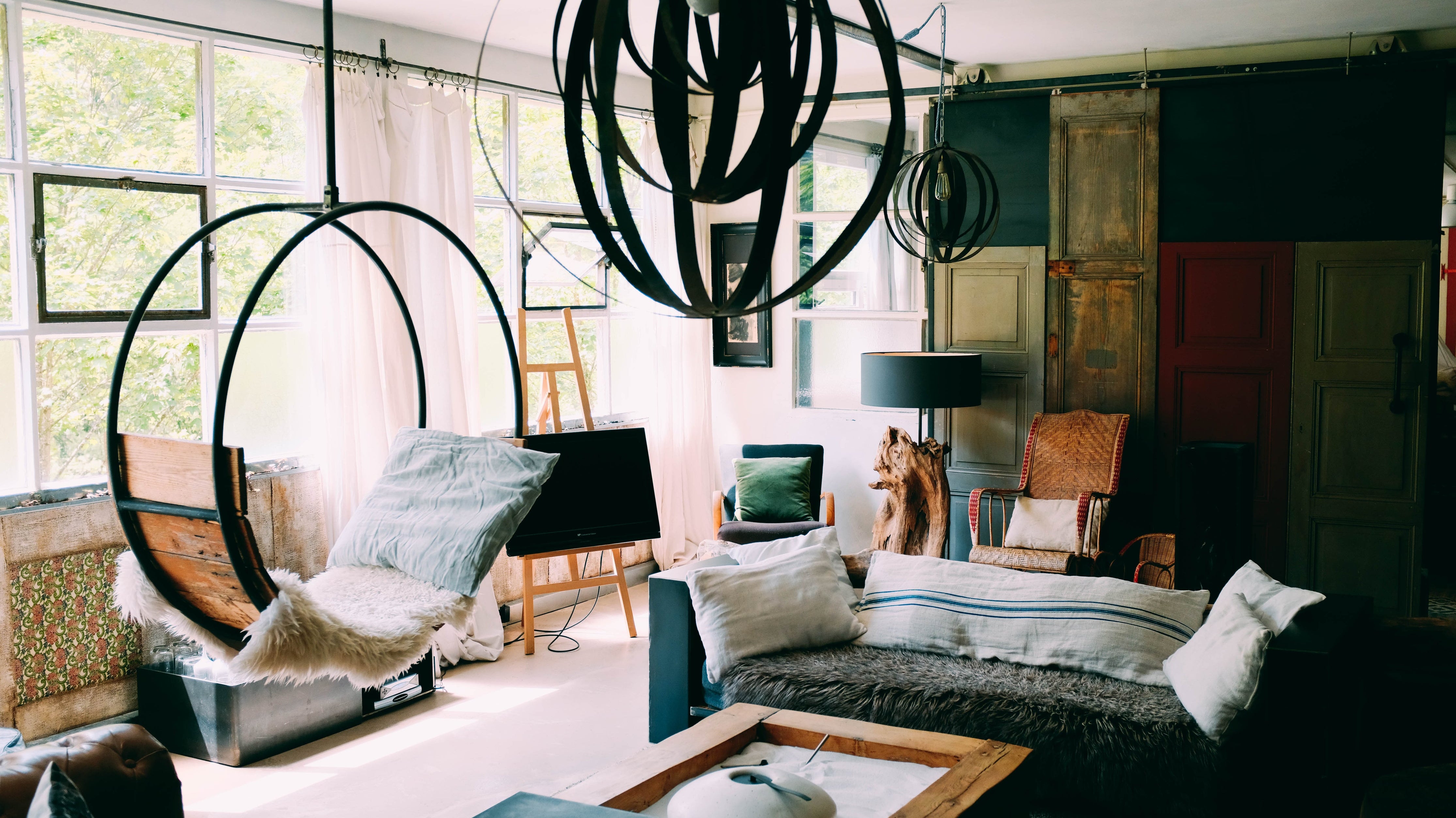 Mastering the Art of Furniture Arrangement