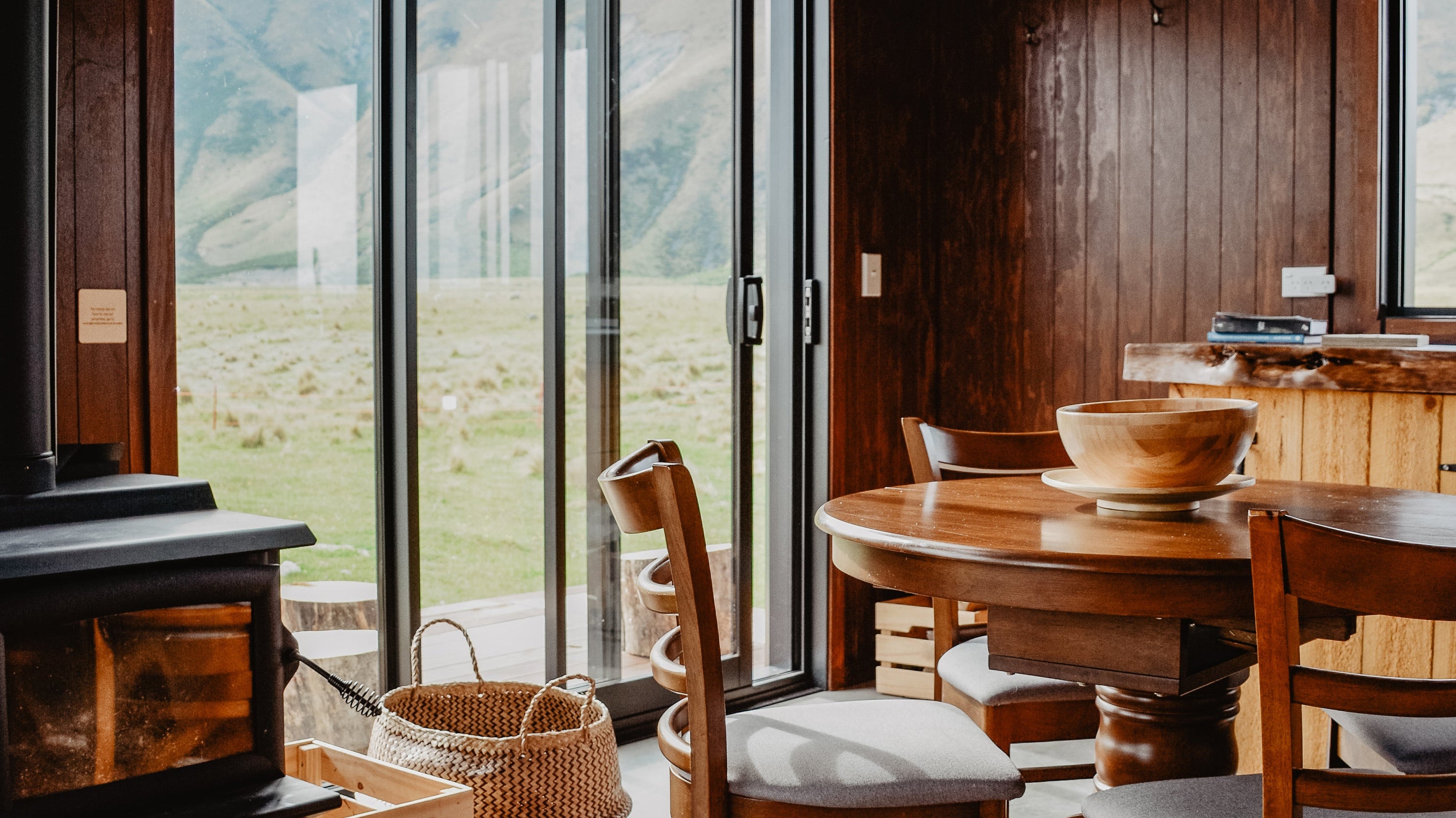 Tips for Decorating a Dining Room