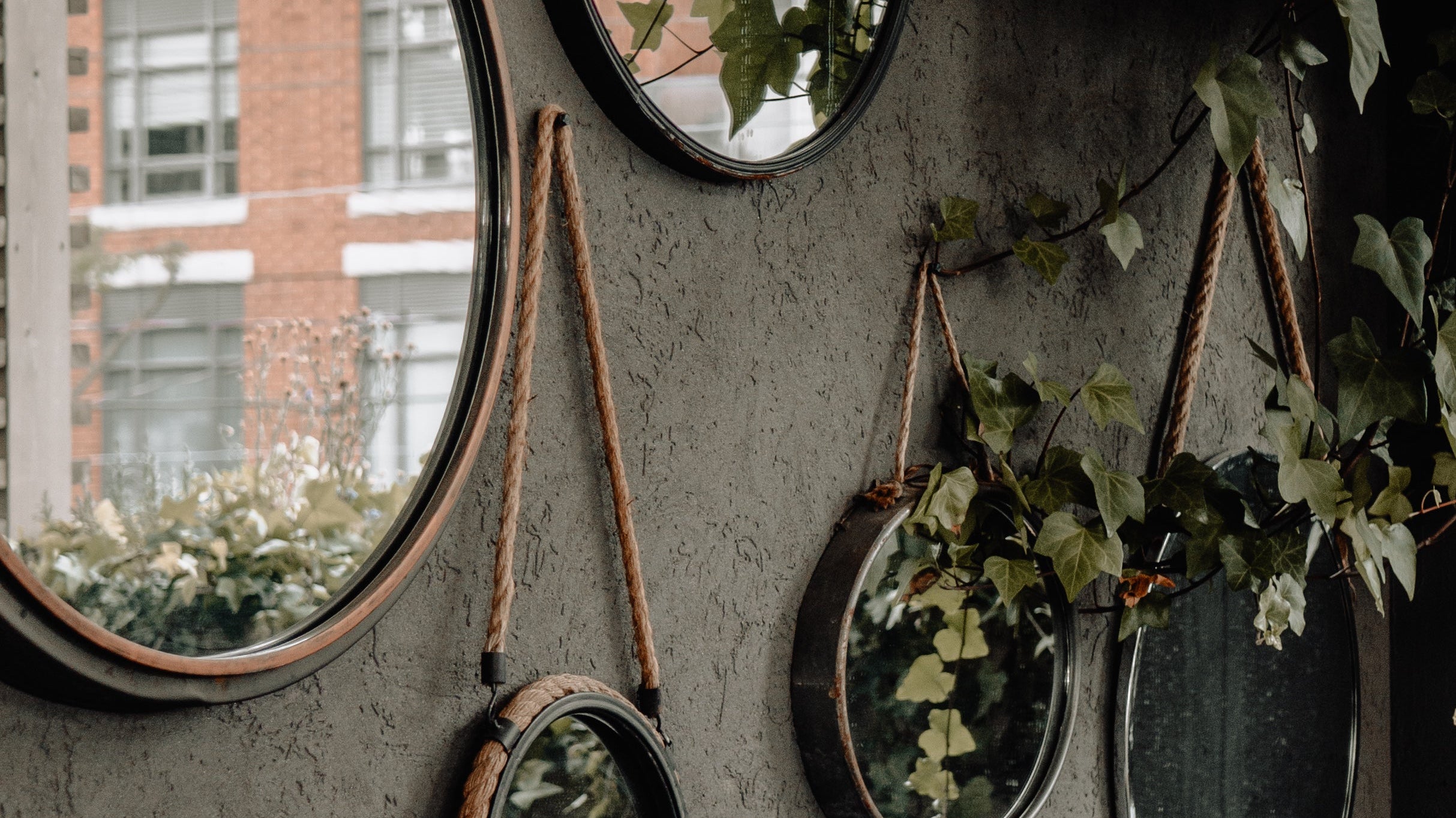 decorate with mirrors