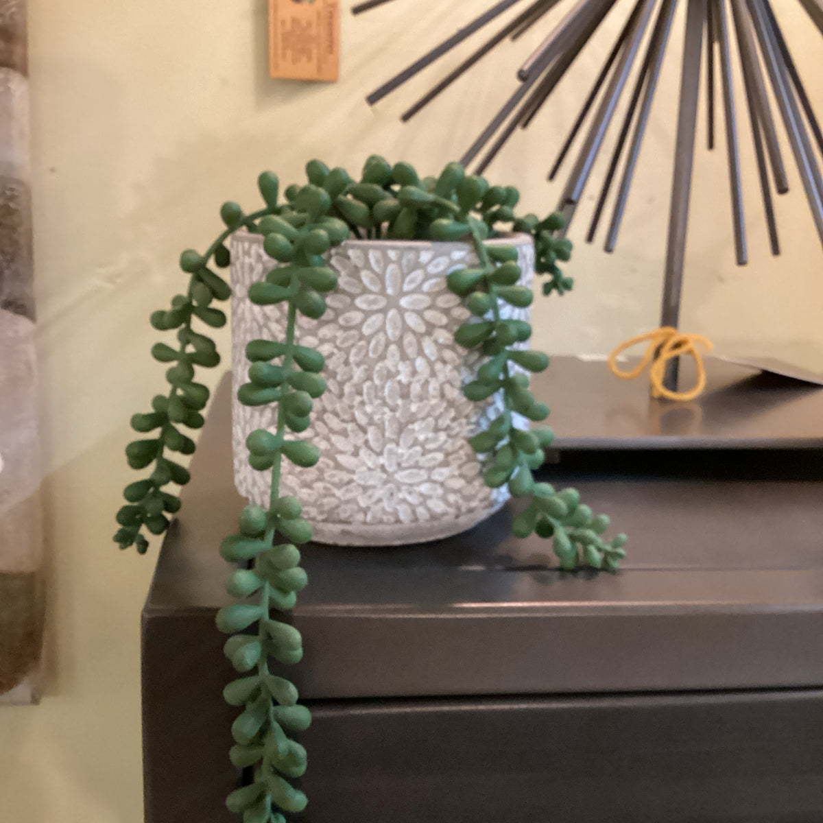 Small Floral – True Treasures Inc